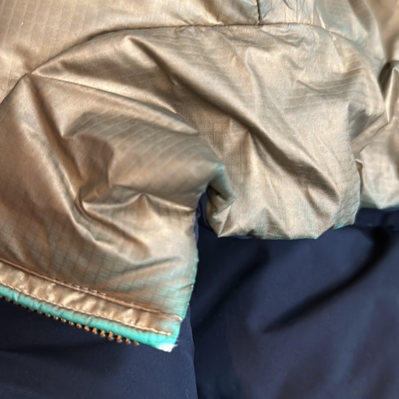 Lauren by Ralph Lauren reversible vest. Navy and aged gold. Size M gently worn - Picture 8 of 10